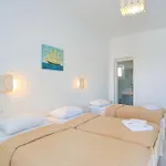 ماغانوس 4*