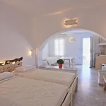 Maganos Apartahotel 4*