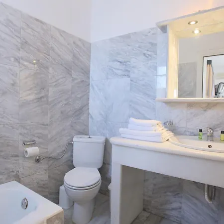 Maganos Hotel apartamentowy 4*