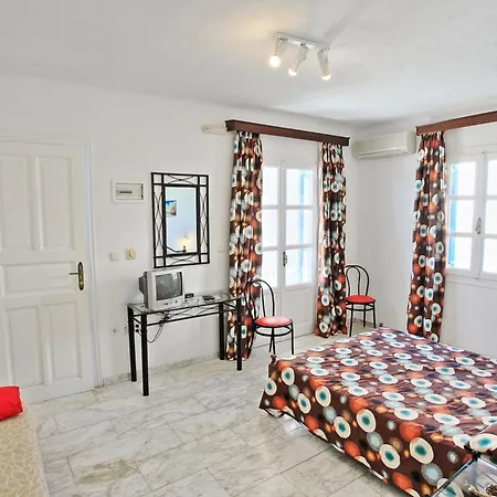 Maganos Hotel apartamentowy Paraga (Mykonos)